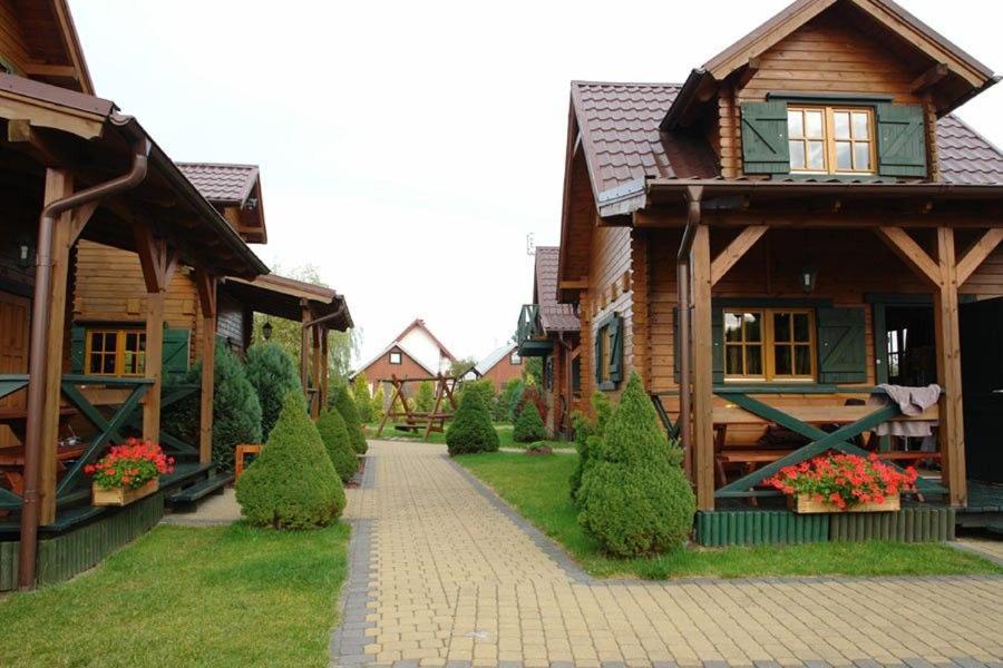 Domki Letniskowe Colorado Karwia Exterior photo